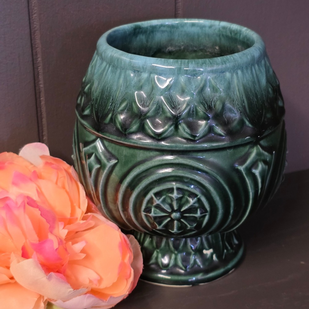 Vintage Hull USA Pottery Green Drip Glaze Embossed Medallion Footed Planter Vase